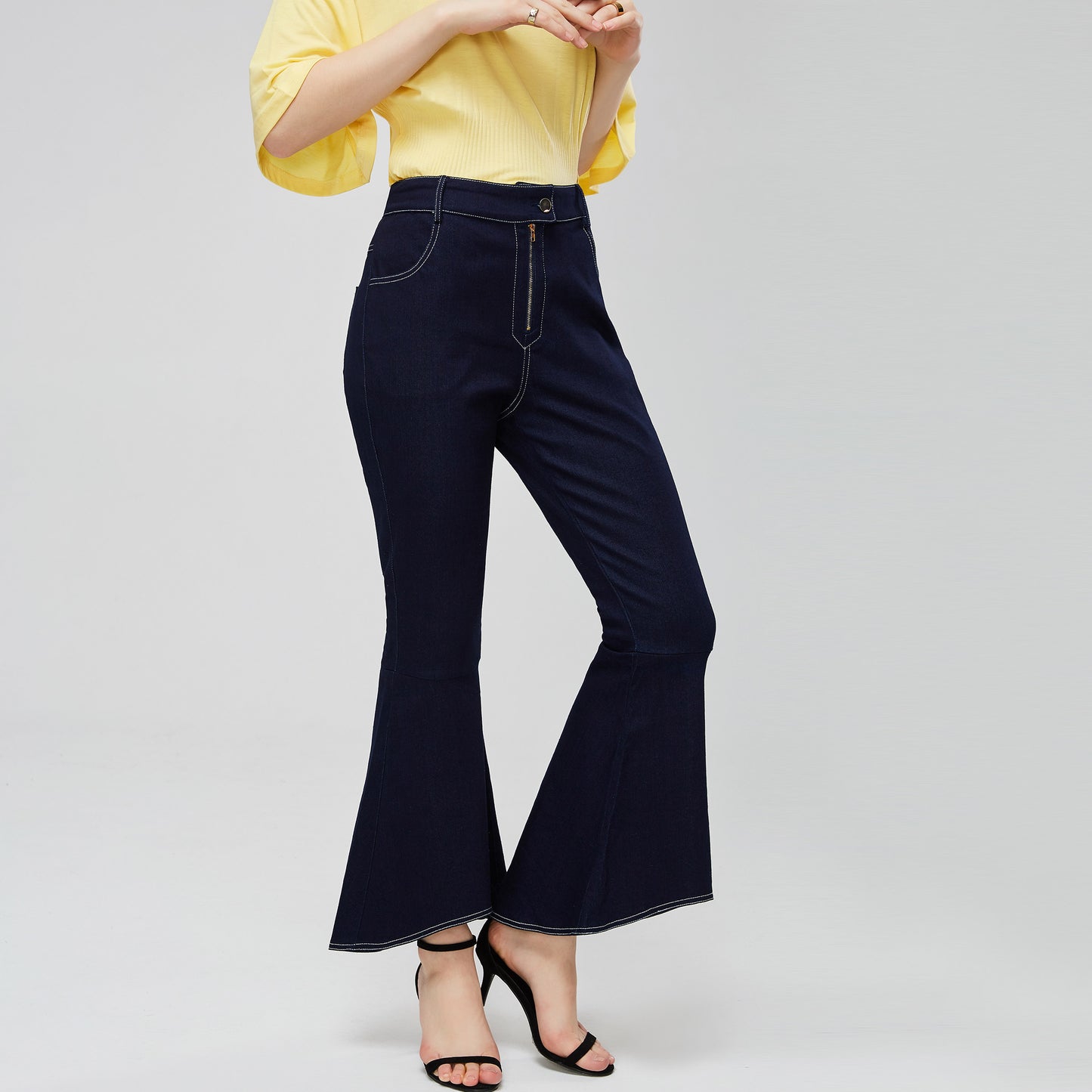 Plain Zipper Bellbottoms Slim Women's Jeans